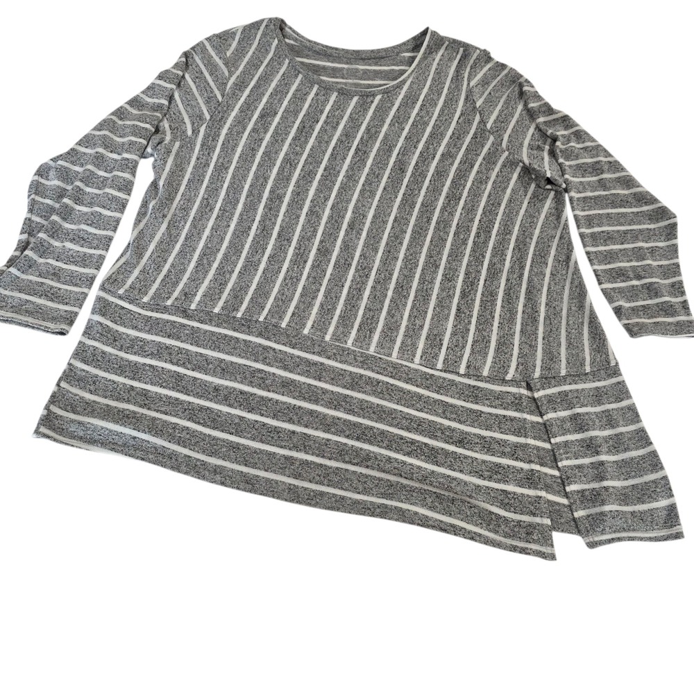 24/7 Maurices Tunic Top Gray 3 Striped Long Sleeve Knitted Asymmetrical Scoop